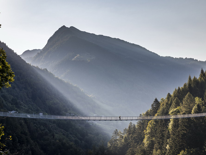 Le Pont dans le ciel