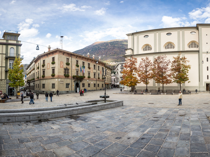 Panoramica piazza Campello