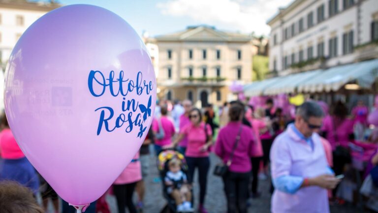 Camminata in rosa